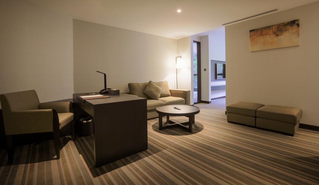 שינדיאן Platinum Hotel מראה חיצוני תמונה