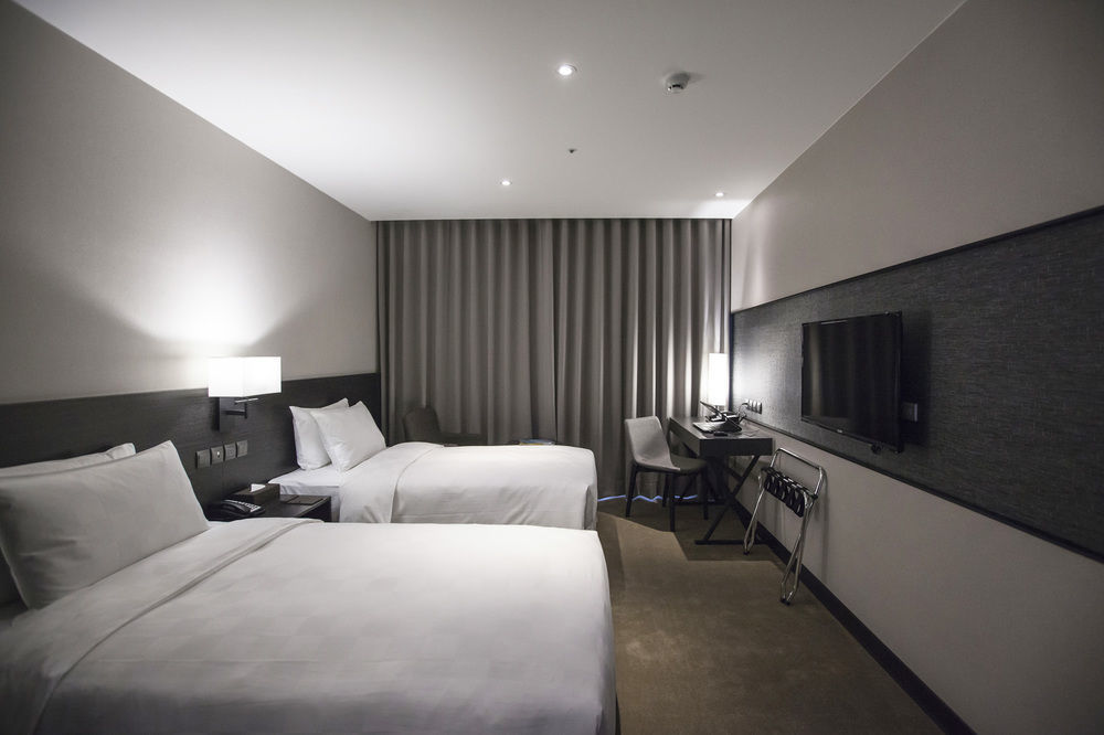 שינדיאן Platinum Hotel מראה חיצוני תמונה